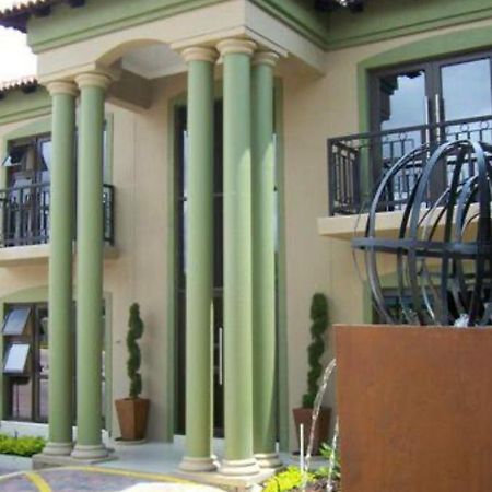 Royal Hotel Πολοκουάνε Εξωτερικό φωτογραφία