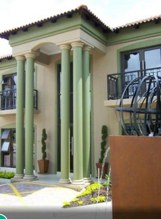 Royal Hotel Πολοκουάνε Εξωτερικό φωτογραφία